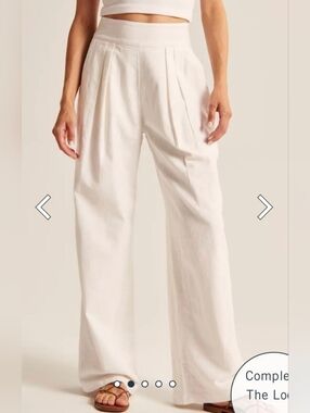 Abercrombie & Fitch White  Wide-Leg Pleated Pants W/ Pockets XS S(Short) NWOT